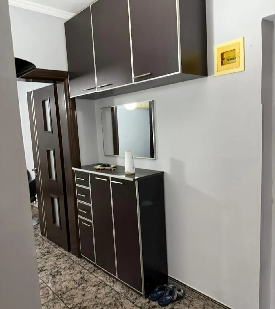 Ranias Apartment بيرات